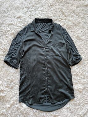 Ann Taylor Dark Green Button-Up Shirt - Casual Collared Shirt